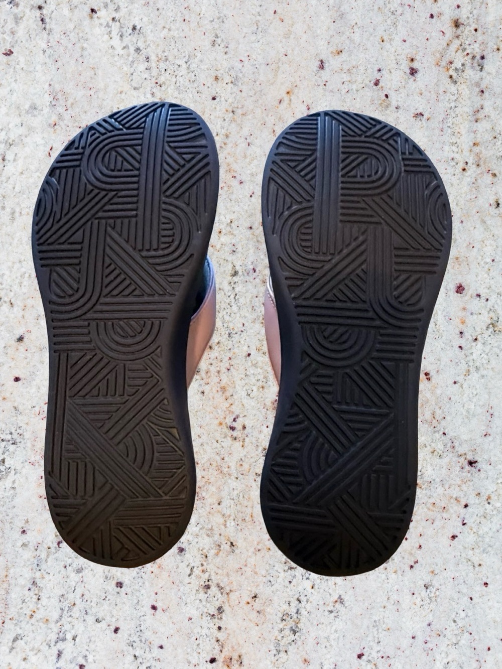 🌸 NIKE Women’s Light Pink/Blush Flip Flops - Picture 4 of 5
